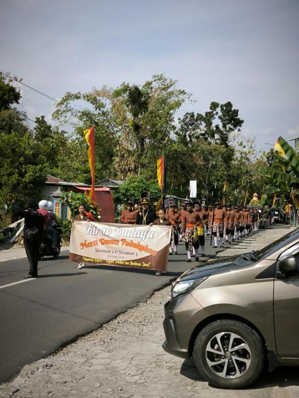 Tradisi Rasul Padukuhan Siraman II dan Siraman III Wonosari Gunu